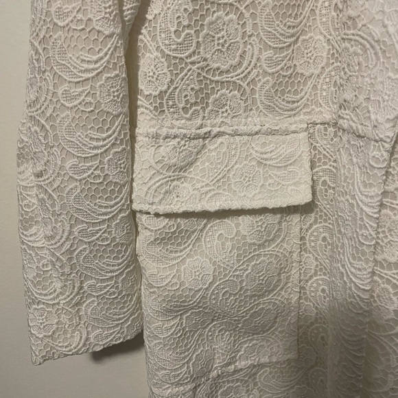 Zara Jacket with floral lace design - Picture 3 of 5